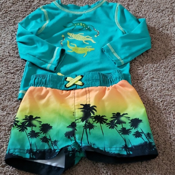 Cat & Jack Swimwear boys 9 months - Picture 1 of 2